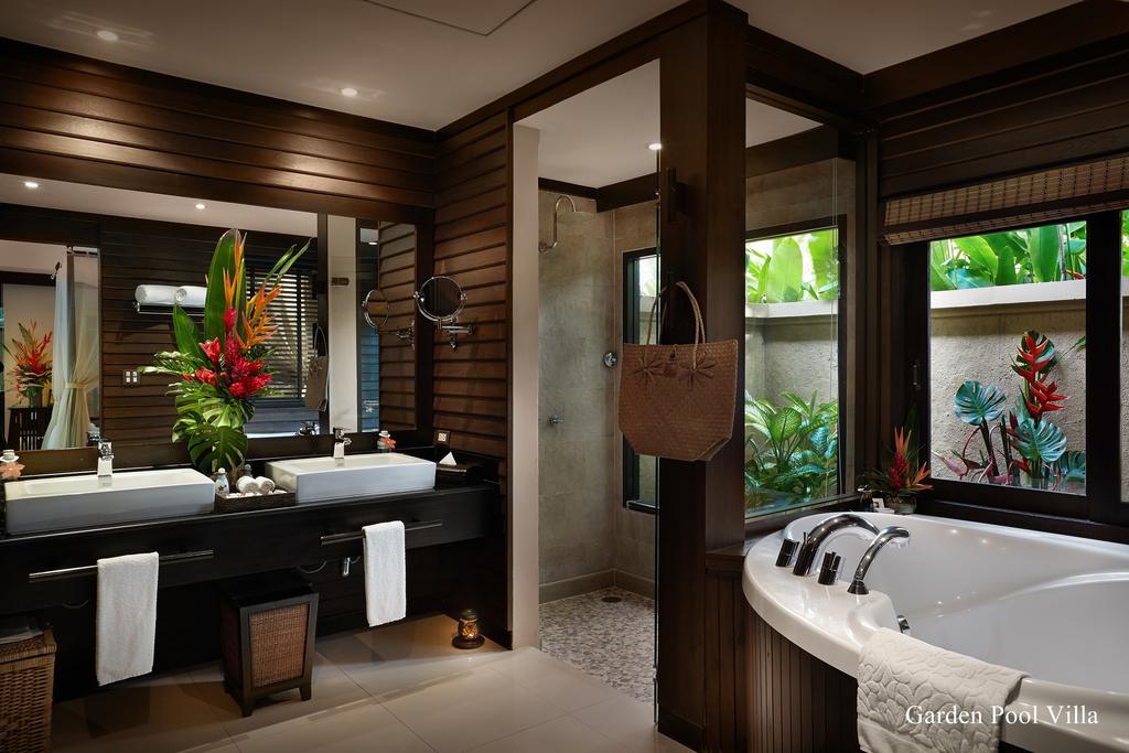 Bo Phut Resort - ванная комната в вилле
