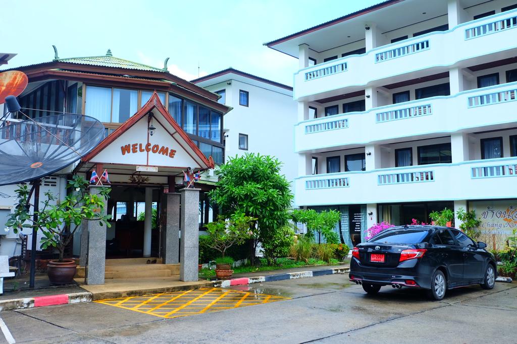 Choeng Mon Beach Hotel - Вход в отель
