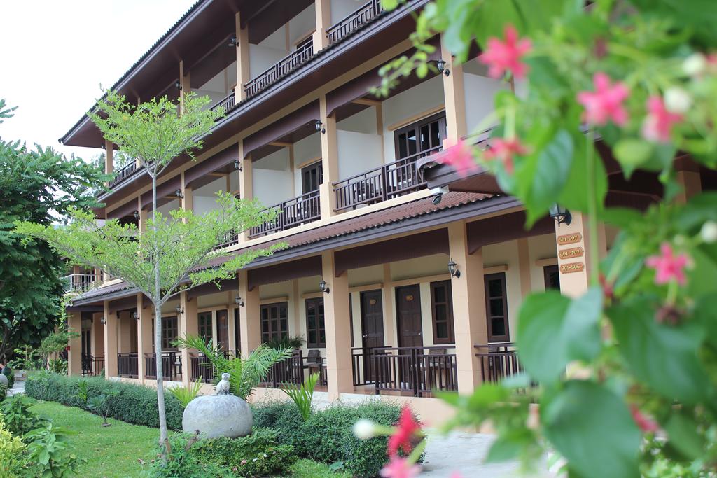 Апартаменты