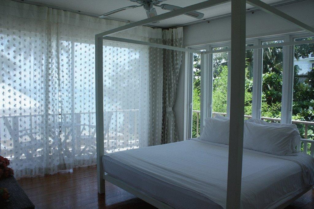 Villa Nalinnadda - кровать