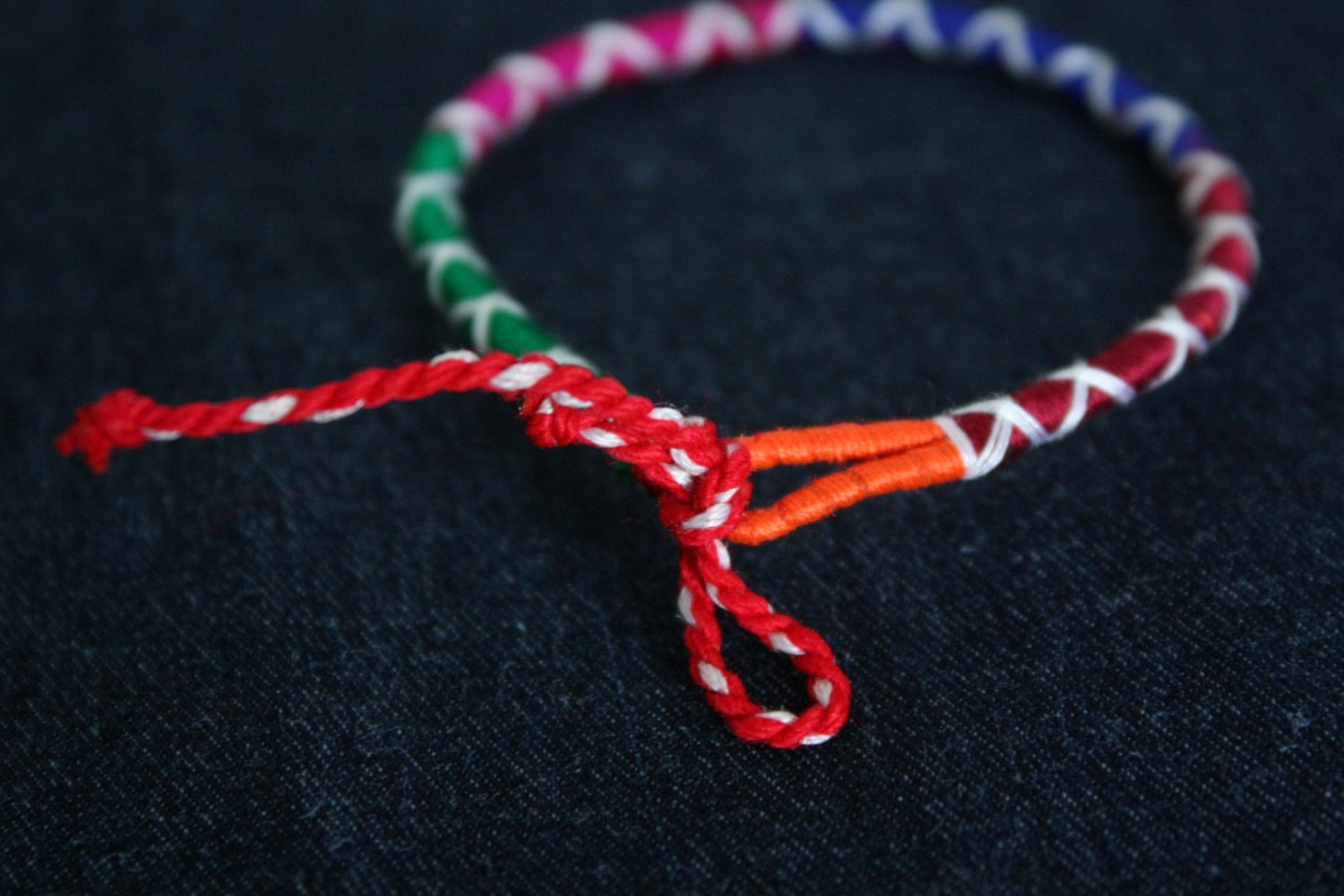 Тайская веревочка Сай-Син